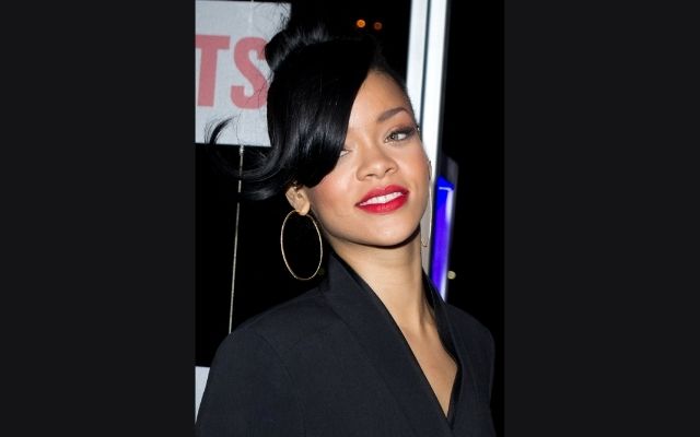 Rihanna new hairstyle